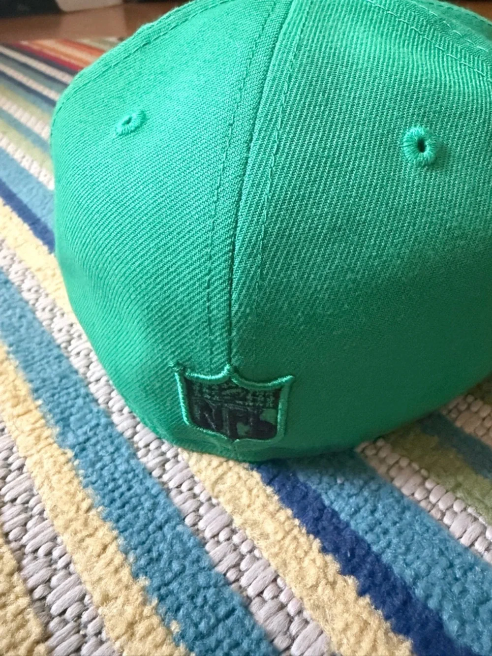 Youth Philadelphia Eagle Embroidered Kelly Green Fitted Hat